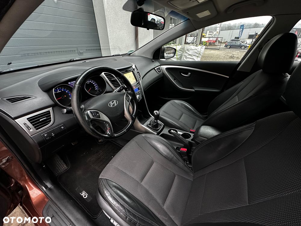 Hyundai i30 1.4 Premium - 10