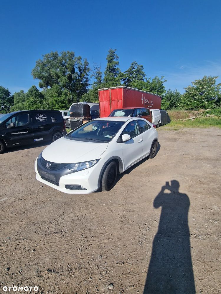 Honda Civic 1.6 i-DTEC Style Edition - 3