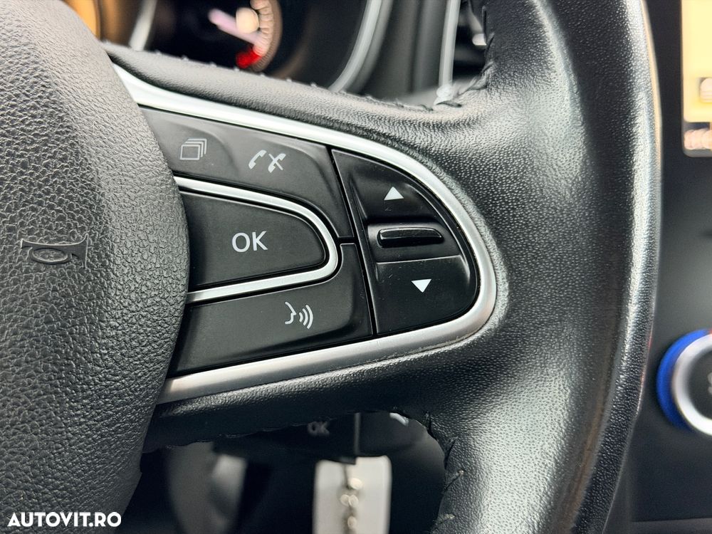 Renault Megane Grandtour ENERGY dCi 110 EXPERIENCE - 23