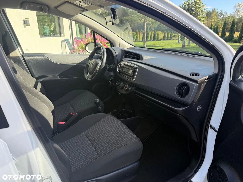 Toyota Yaris 1.0 VVT-i - 17