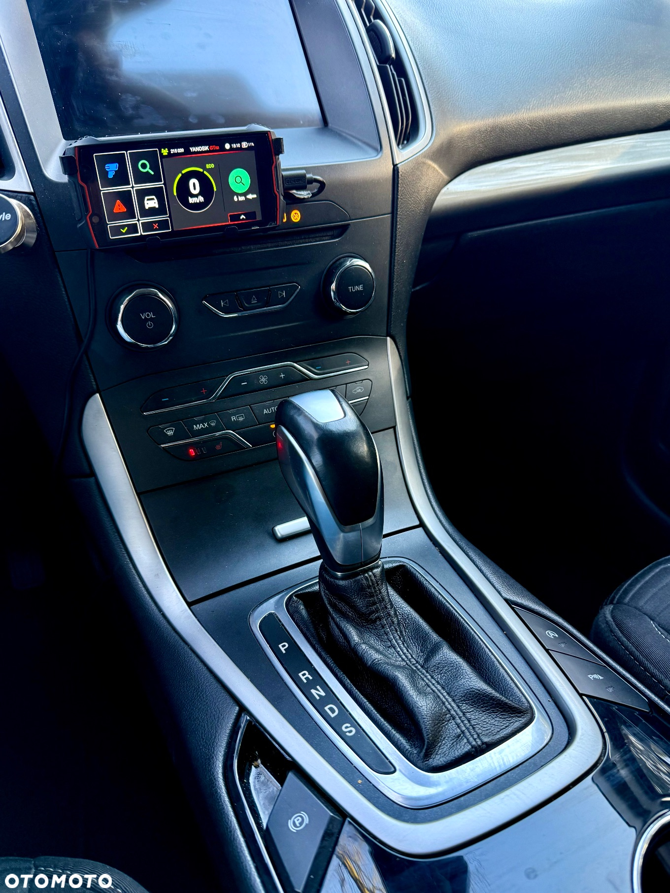 Ford S-Max 2.0 TDCi Trend PowerShift - 24