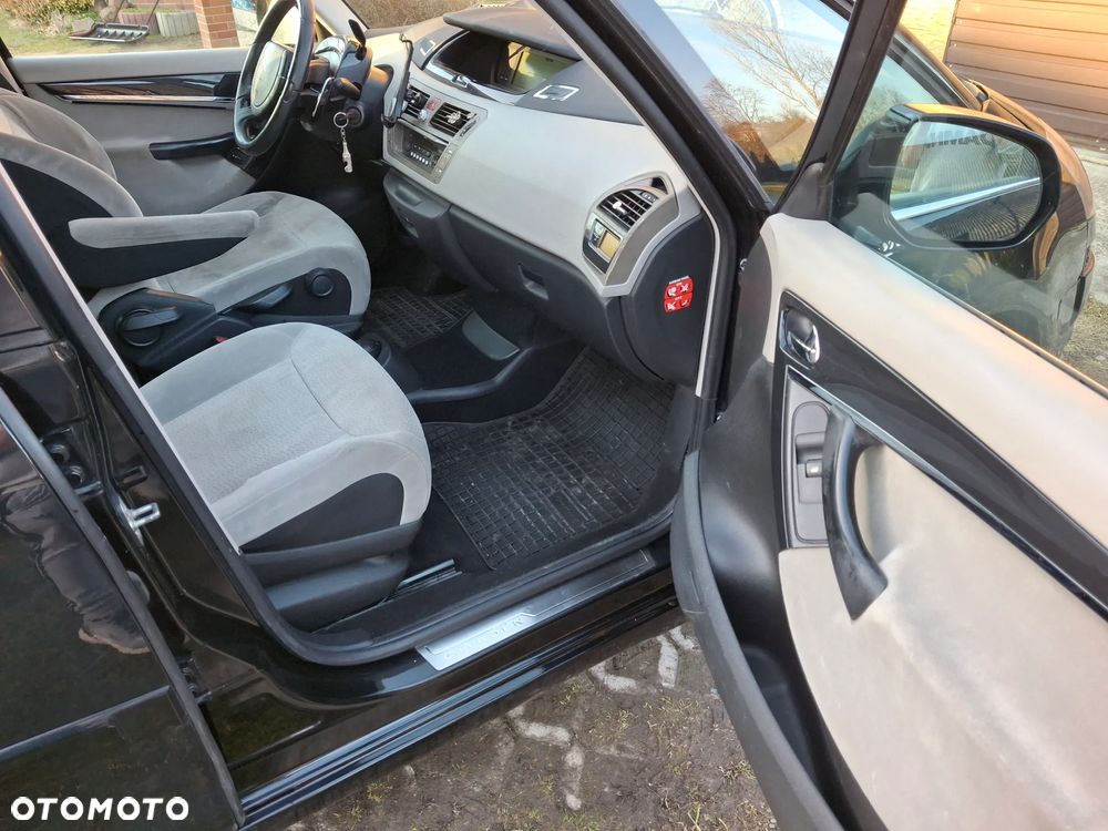 Citroën C4 Picasso 2.0 HDi FAP Exclusive - 12