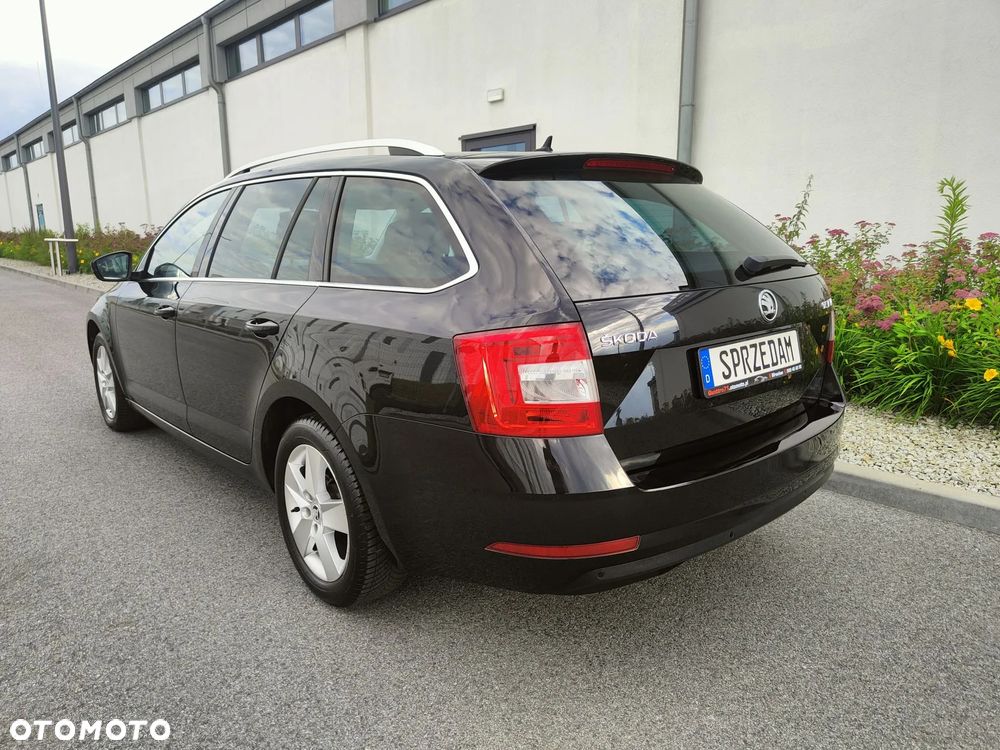 Skoda Octavia 1.6 TDI DSG Premium Edition - 6