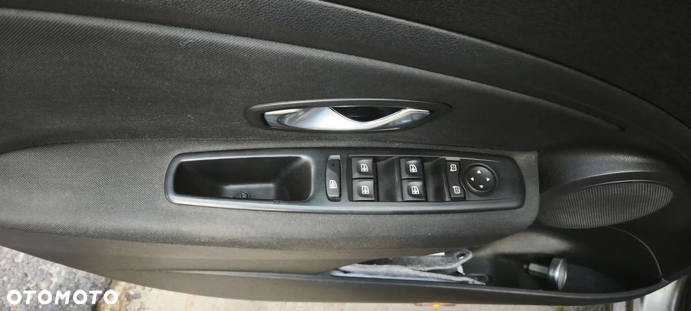 Renault Megane 1.6 16V 100 Authentique - 14