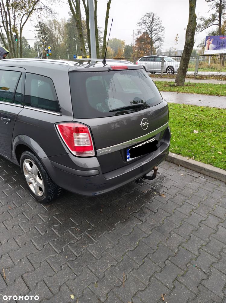 Opel Astra 2009 photo 5