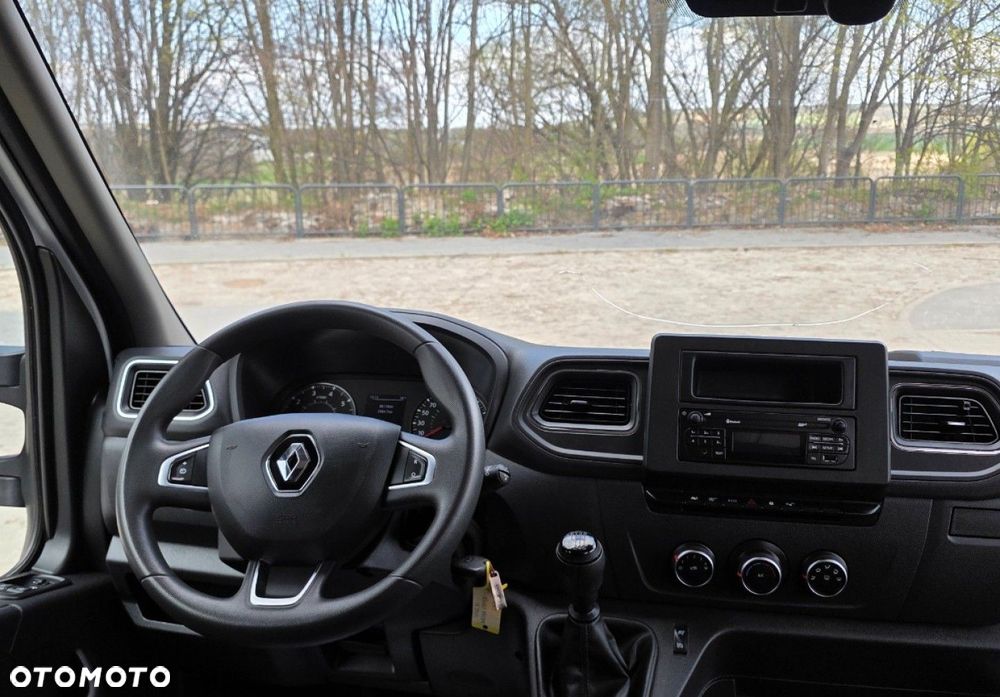 Renault Master - 24