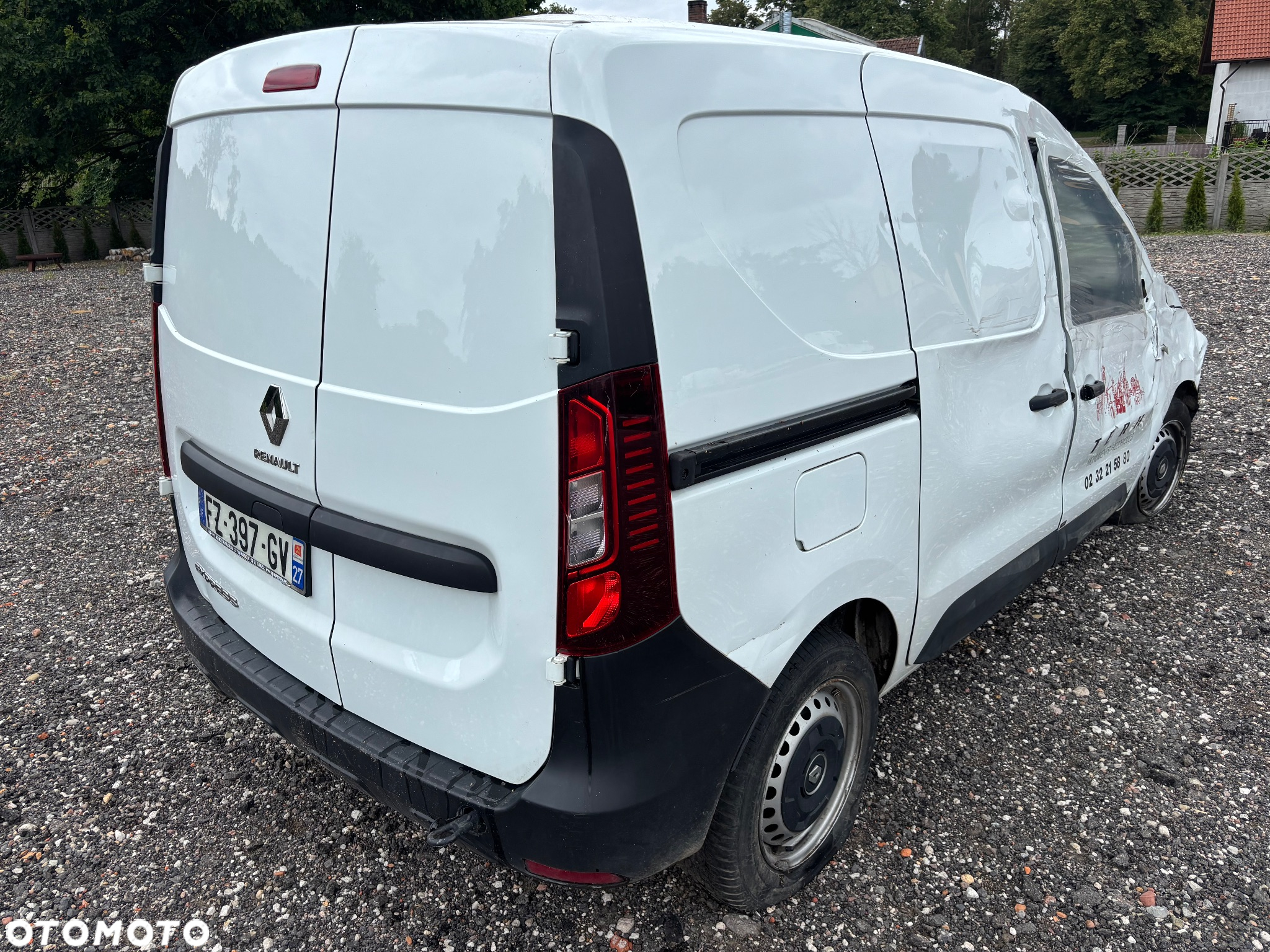 Renault Express - 4