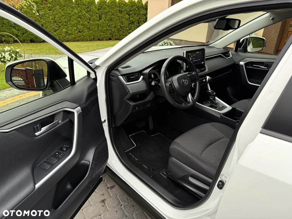 Toyota RAV4 2.5 Hybrid Comfort 4x2 - 18