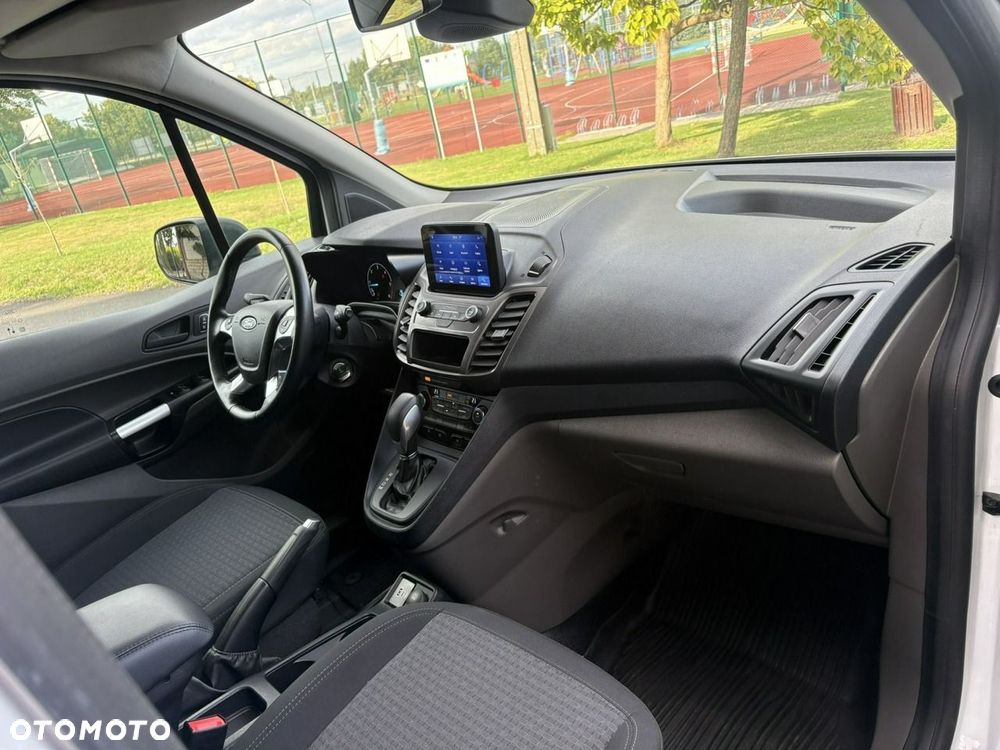 Ford Transit Connect - 12