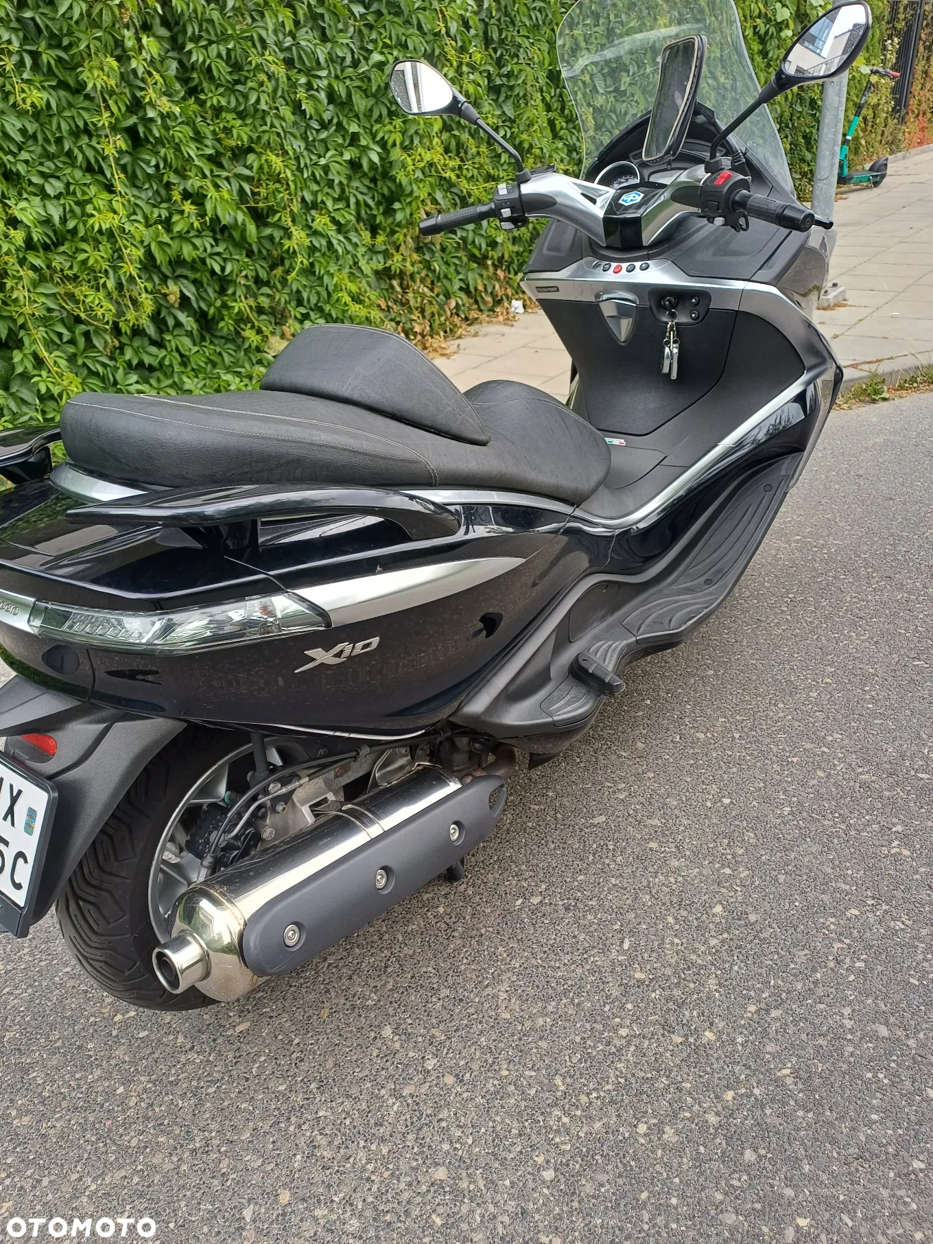 Piaggio X10 - 3