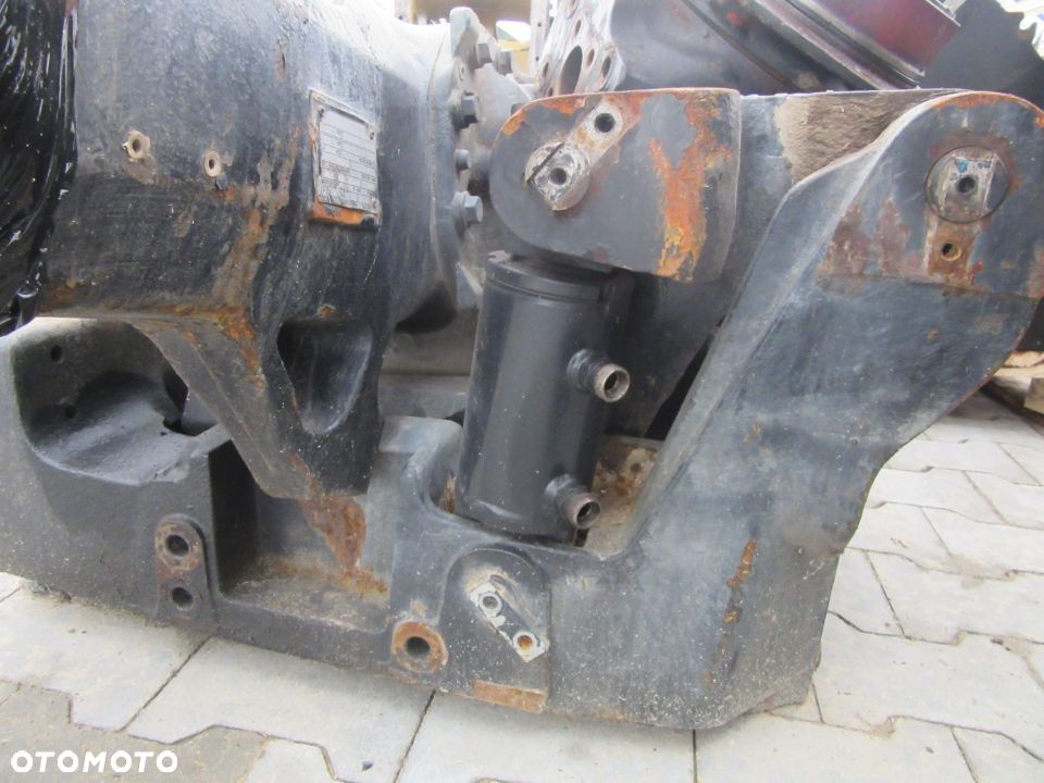 Przedni most 20.26 zwolnica obudowa mechanizm różnicowy piasta siłownik Deutz Fahr Agrotron 150 - 19