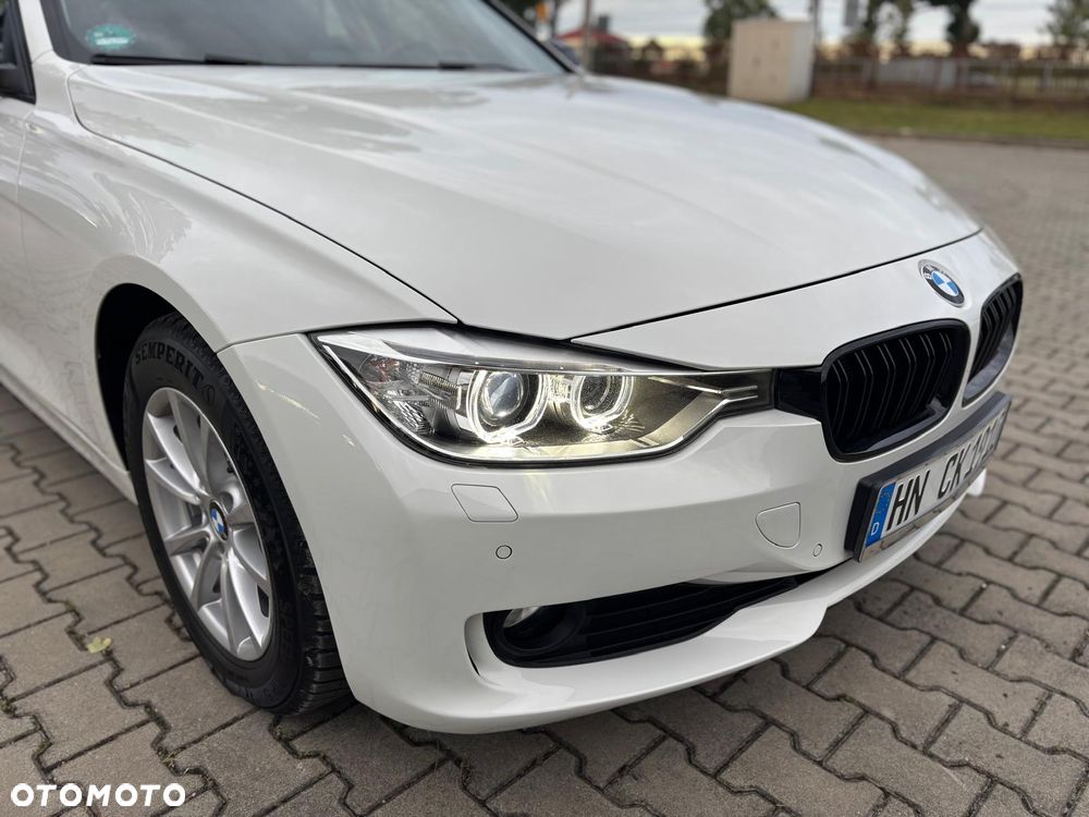 BMW Seria 3 318d Blue Performance Sport Line - 31