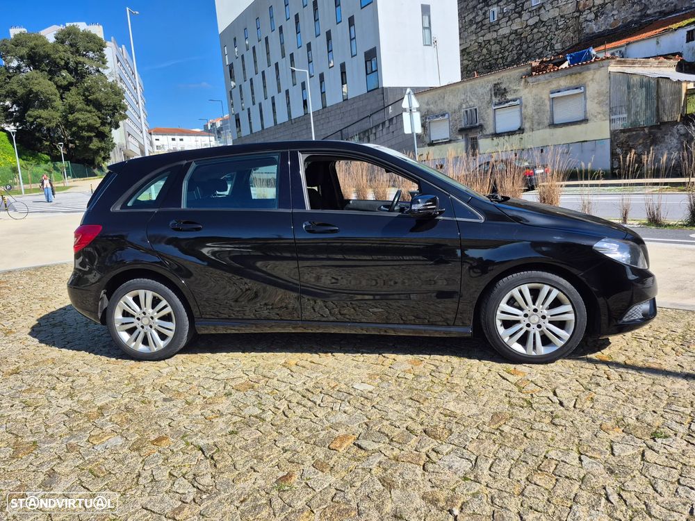 Mercedes-Benz B 180 CDI BlueEFFICIENCY - 3
