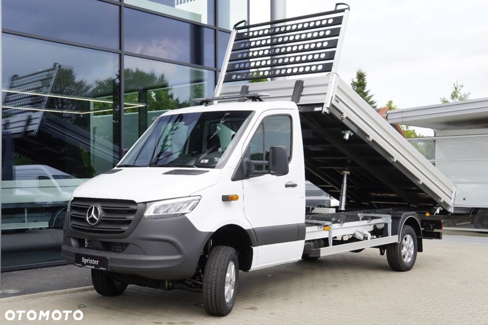 Mercedes-Benz Sprinter - 11