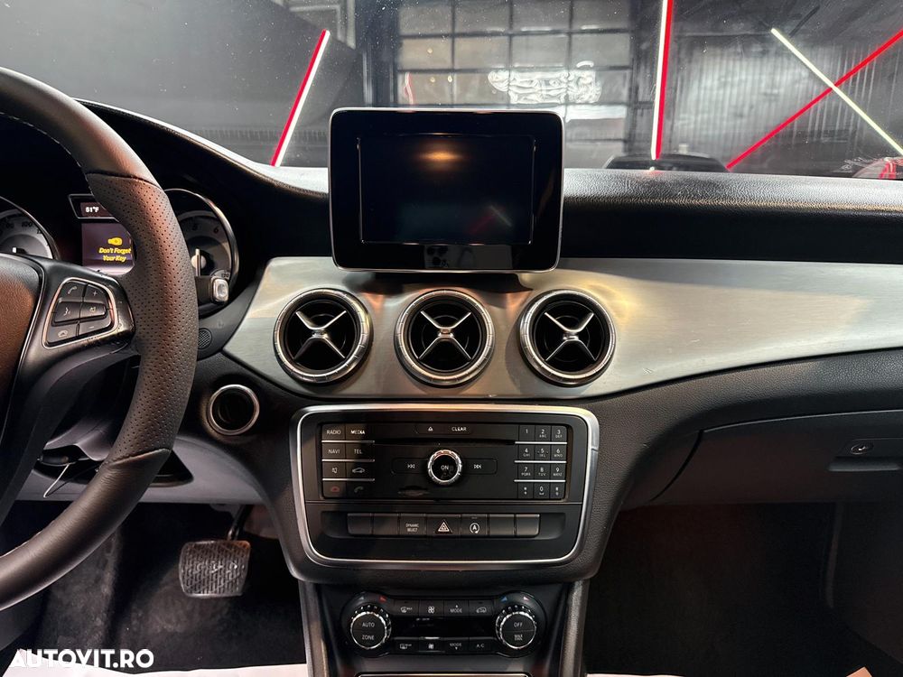 Mercedes-Benz CLA - 8