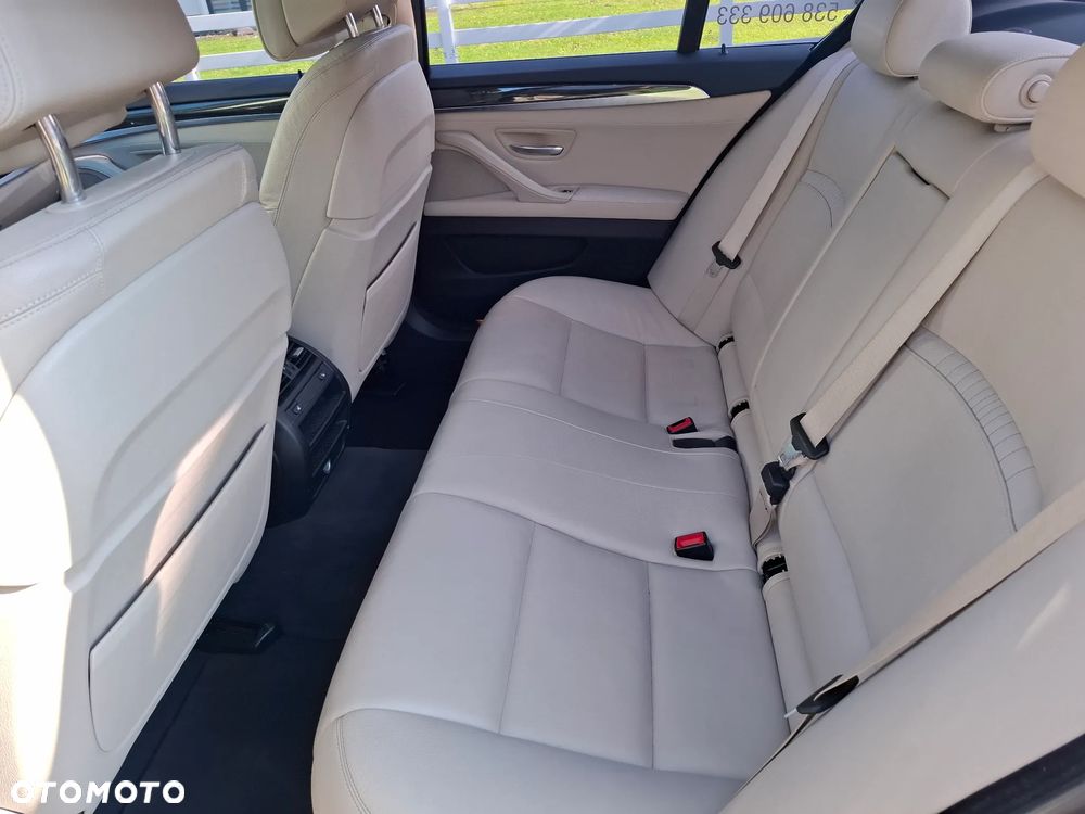 BMW Seria 5 540d xDrive Luxury Line - 6