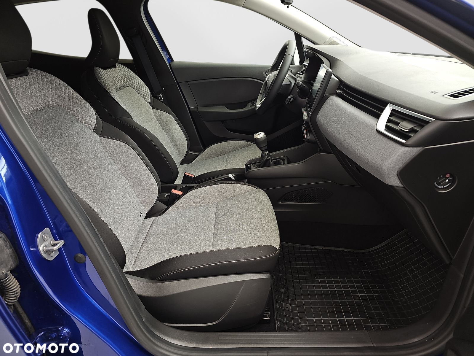 Renault Clio 1.0 TCe Evolution - 26