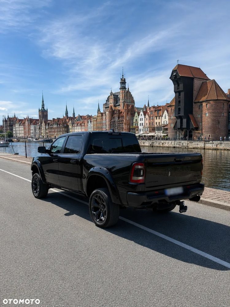 RAM 1500 5.7 Crew Cab Shortbed Limited Black - 3