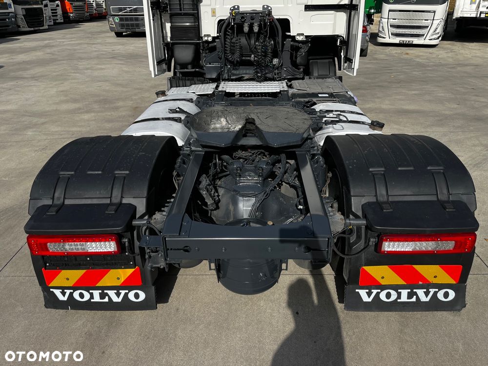 Volvo FH500 // 2016 // Mega // 2 zbiorniki // Z ruchu międzynarodowego // - 8