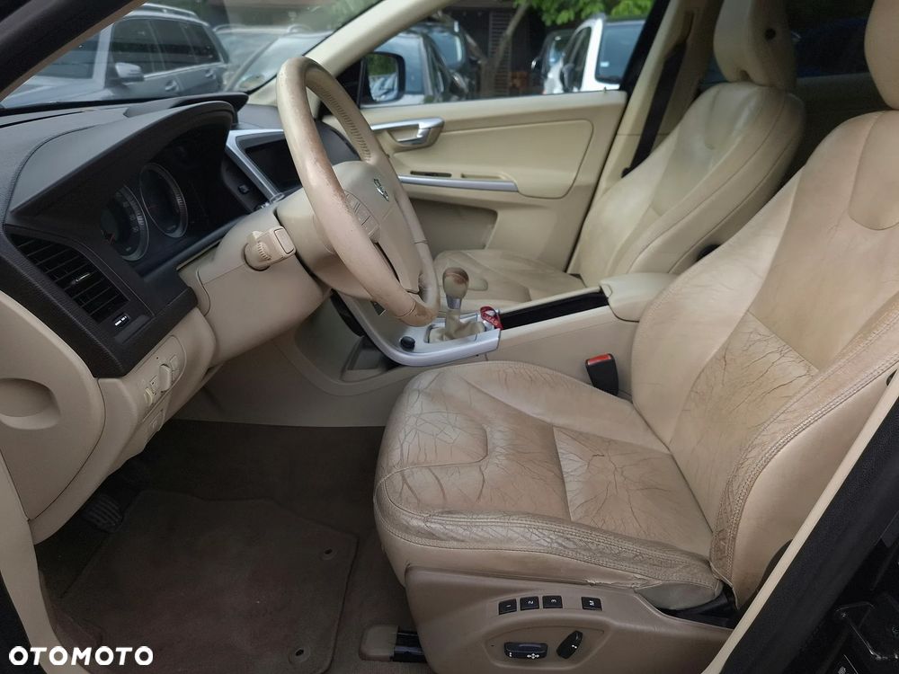 Volvo XC 60 2.4D AWD Summum - 18