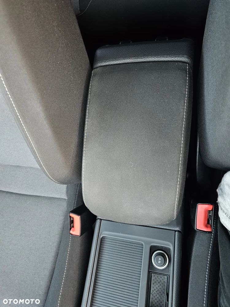 Volkswagen Golf VII 1.2 TSI BMT Trendline - 35