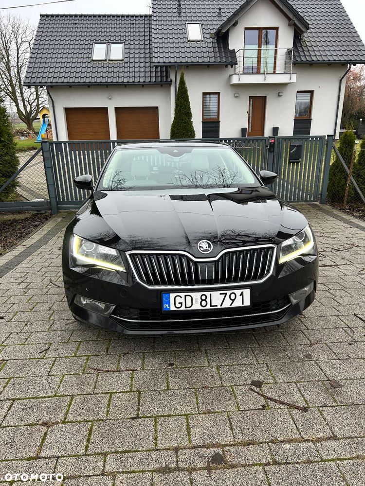 Skoda Superb - 1