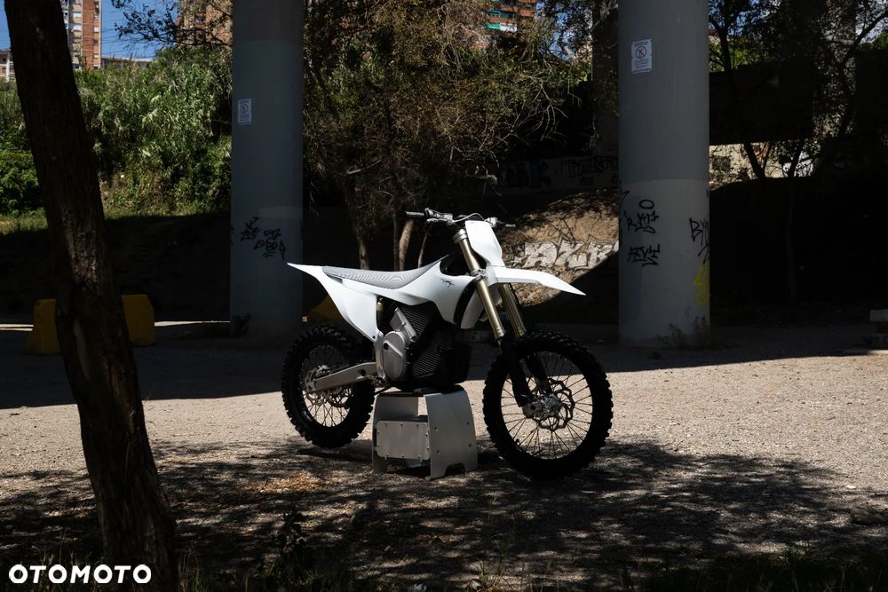 Stark Future MX