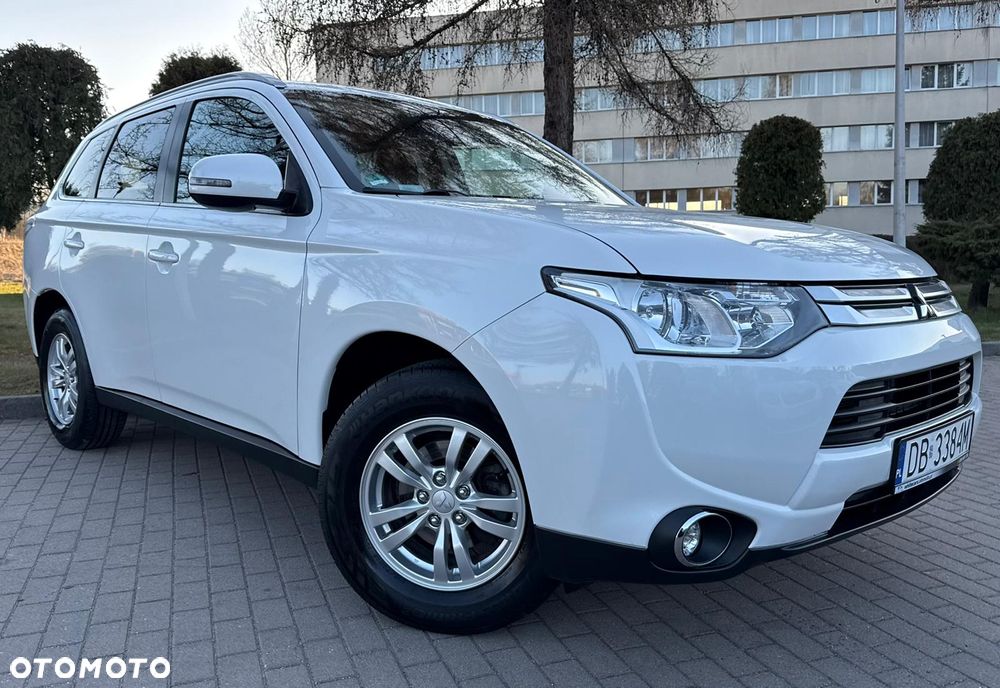 Mitsubishi Outlander 2.0 2WD Invite - 11