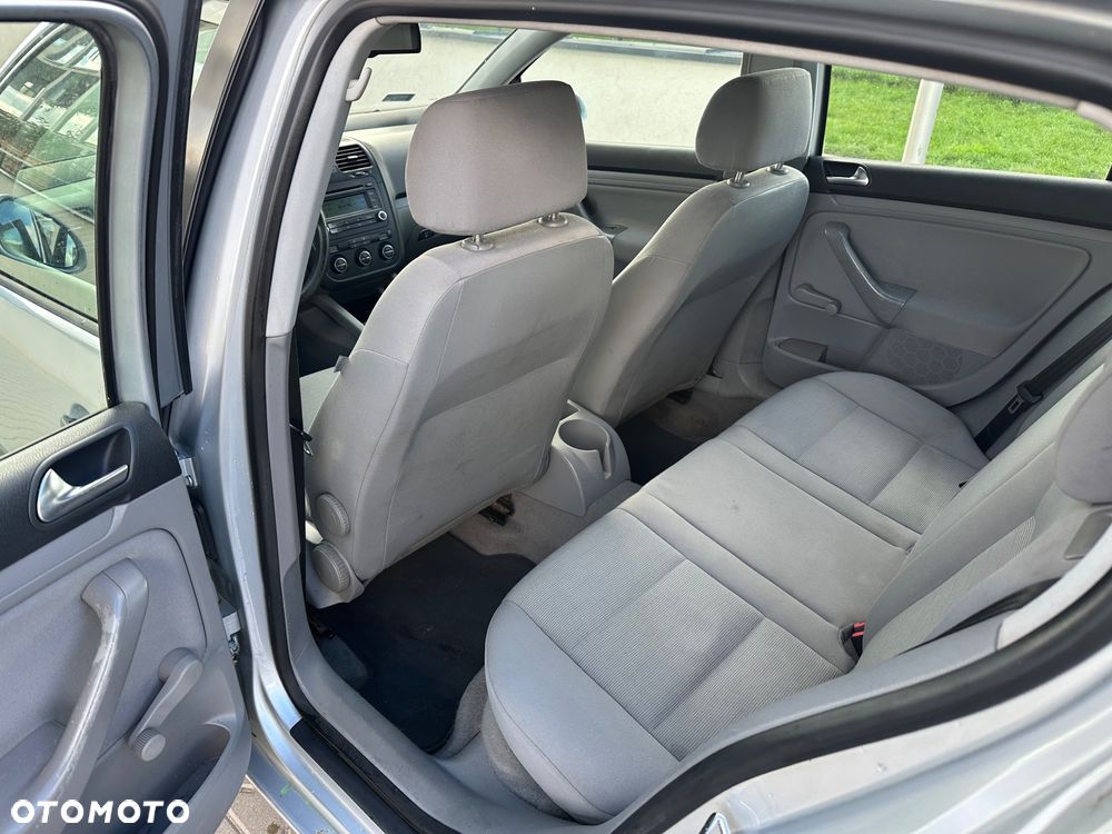 Volkswagen Golf V 1.9 TDI Comfortline - 10