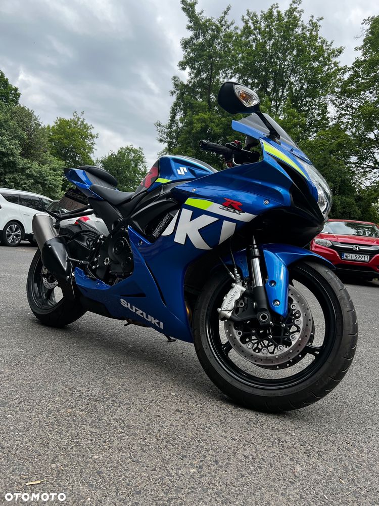 Suzuki GSX-R - 1