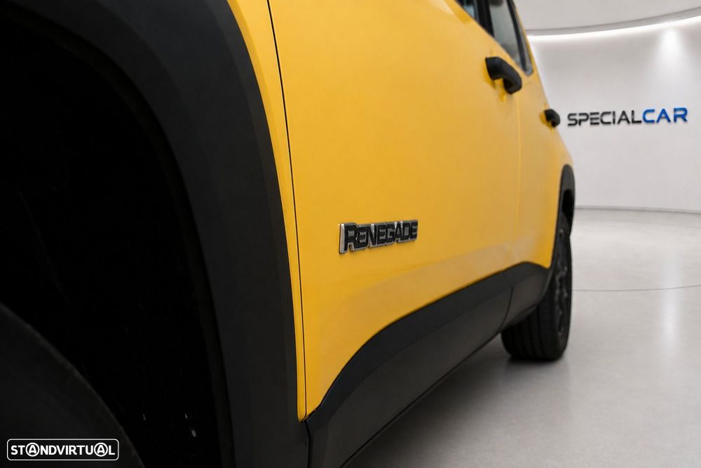 Jeep Renegade 1.5 TG e-Hybrid Altitude DCT - 8