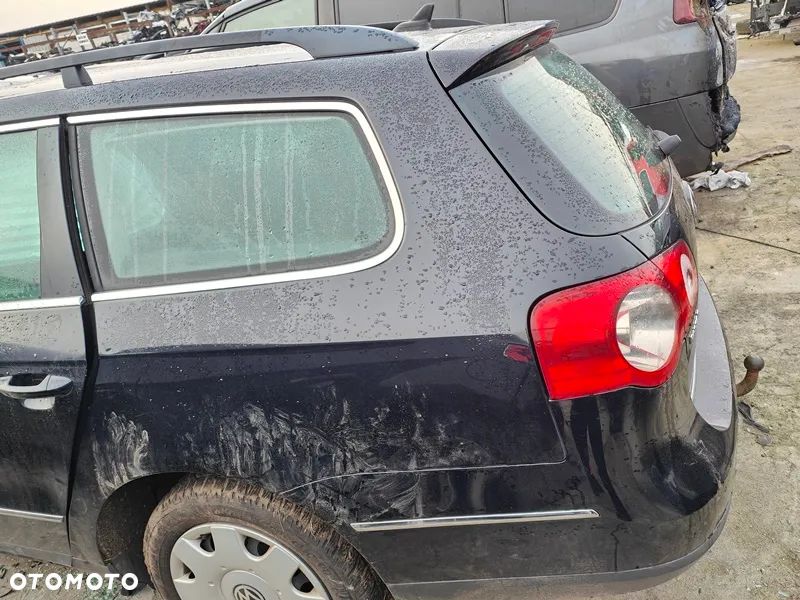 VW PASSAT B6 09r BŁOTNIK LEWY TYŁ TYLNY - 1