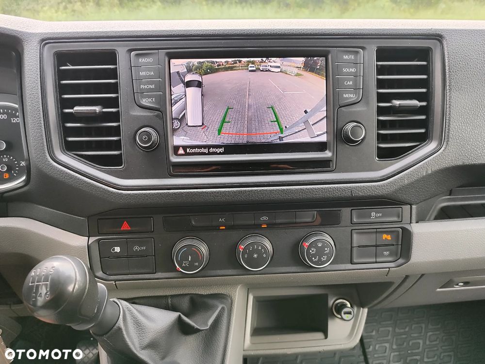 Volkswagen Crafter - 11