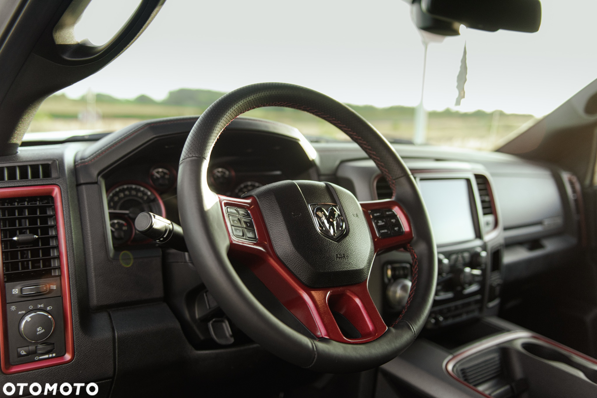 RAM 1500 5.7 Crew Cab Rebel - 12