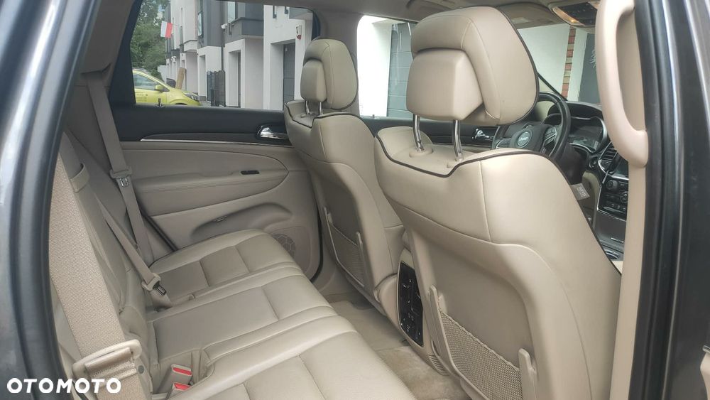 Jeep Grand Cherokee 3.6 V6 Overland - 11