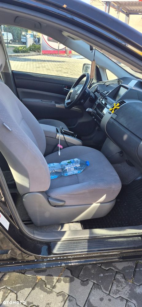 Toyota Prius - 6