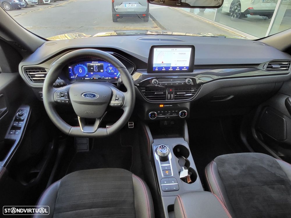 Ford Kuga - 11