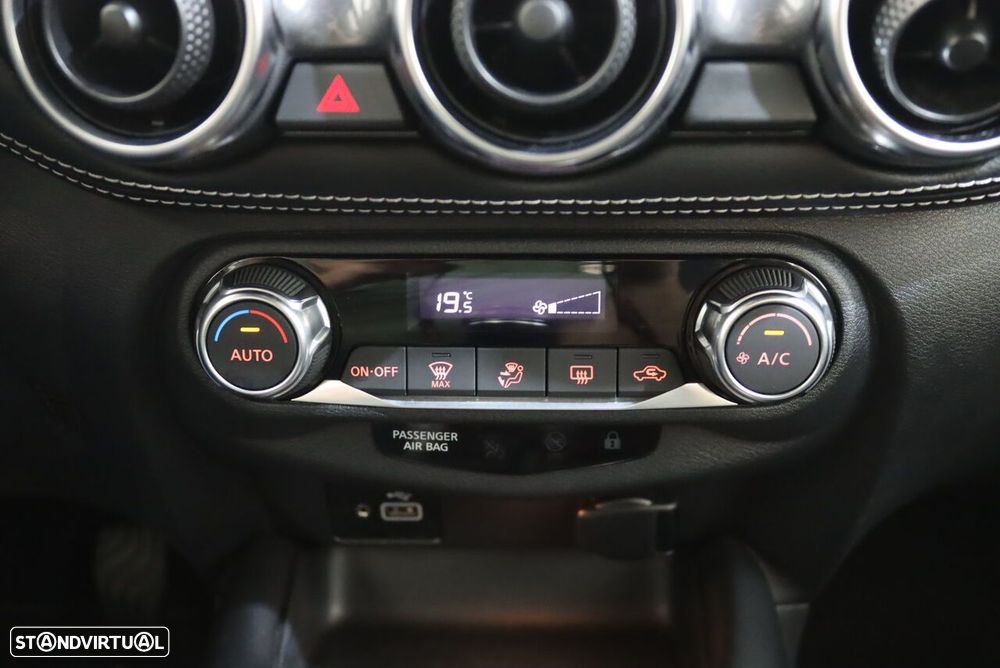 Nissan Juke 1.0 DIG-T N-Connecta - 34