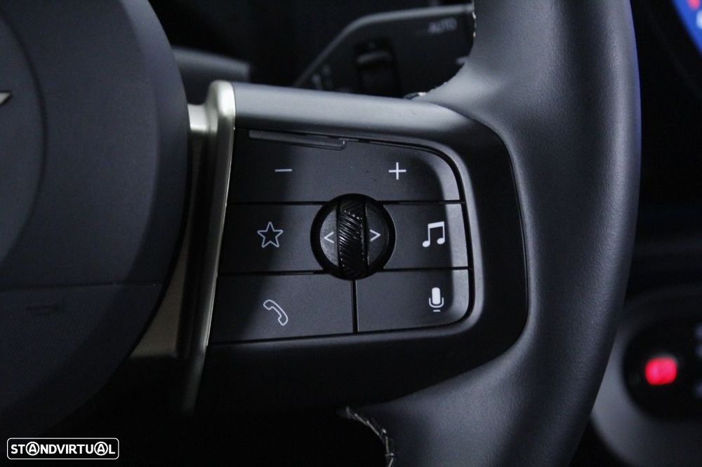 MINI Countryman E Favoured L - 24