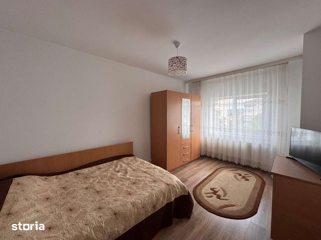 Garsoniera Mioveni M uri , et 3/4 — fotografia 3