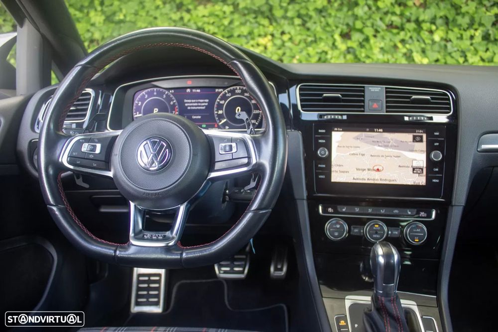 VW Golf 2.0 TSI GTI DSG - 15