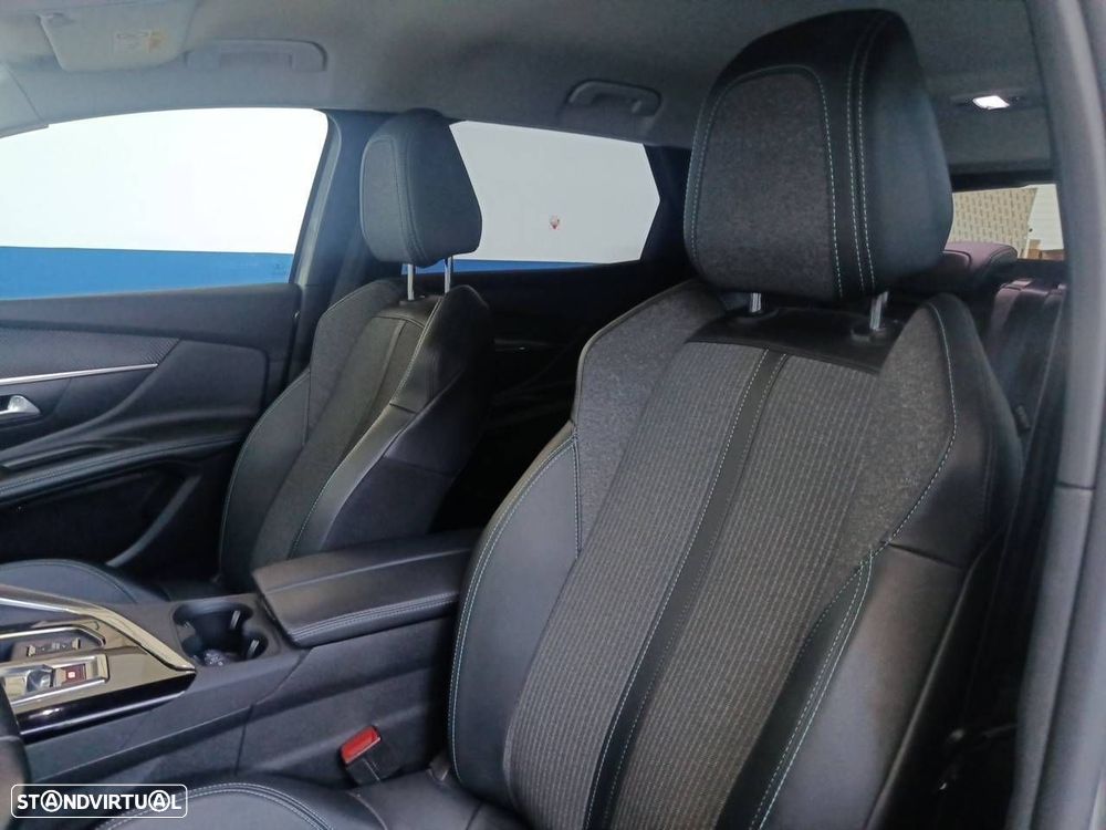 Peugeot 3008 1.6 Hybrid Allure e-EAT8 - 9