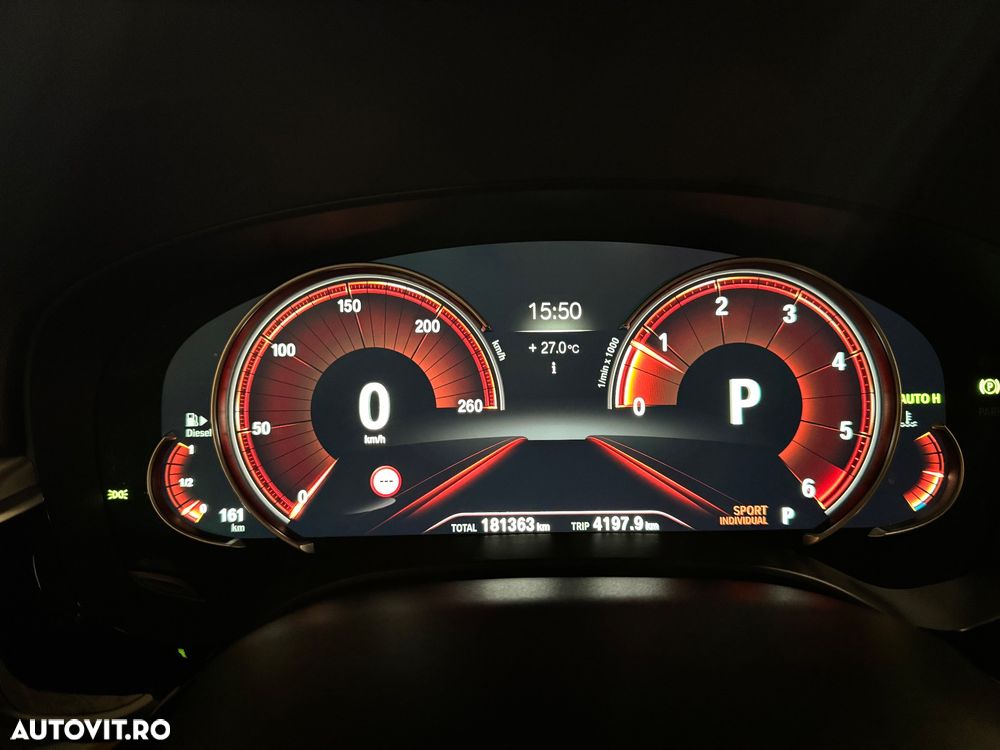 BMW Seria 5 520d AT - 11
