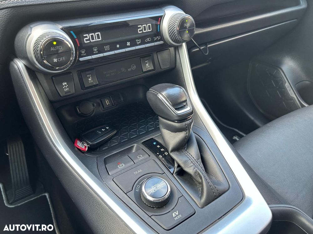 Toyota RAV4 2.5 Hybrid VVT-iE 4x4 Luxury - 24