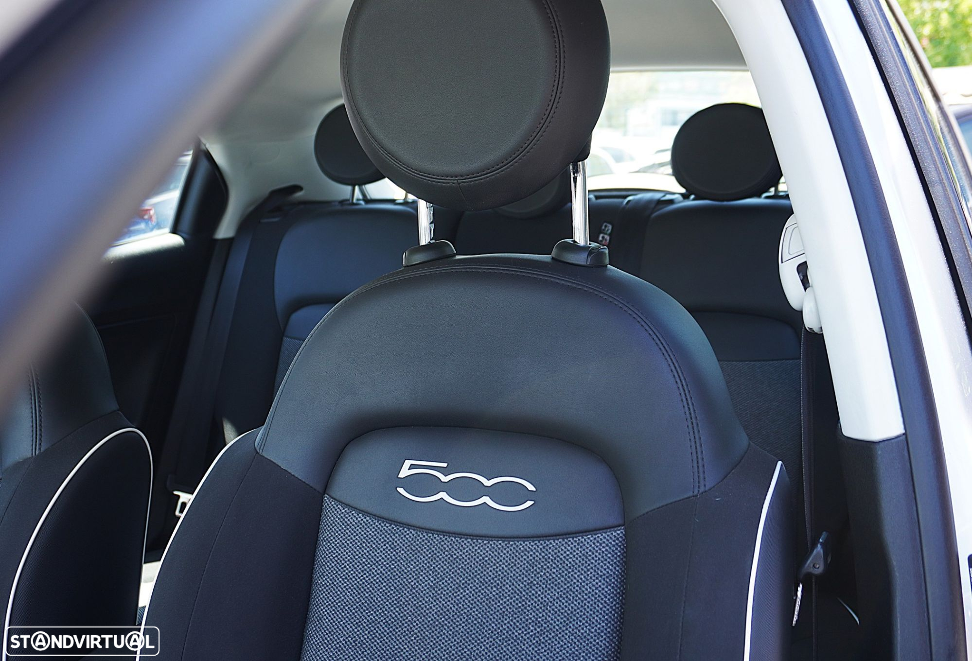 Fiat 500X 1.3 MJ Lounge S&S - 31