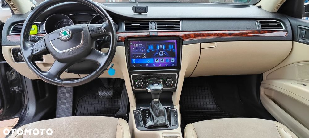 Skoda Superb 3.6 FSI 4x4 Elegance DSG - 26