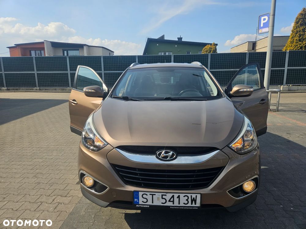 Hyundai ix35 1.7 CRDi 2WD blue Finale Gold - 11