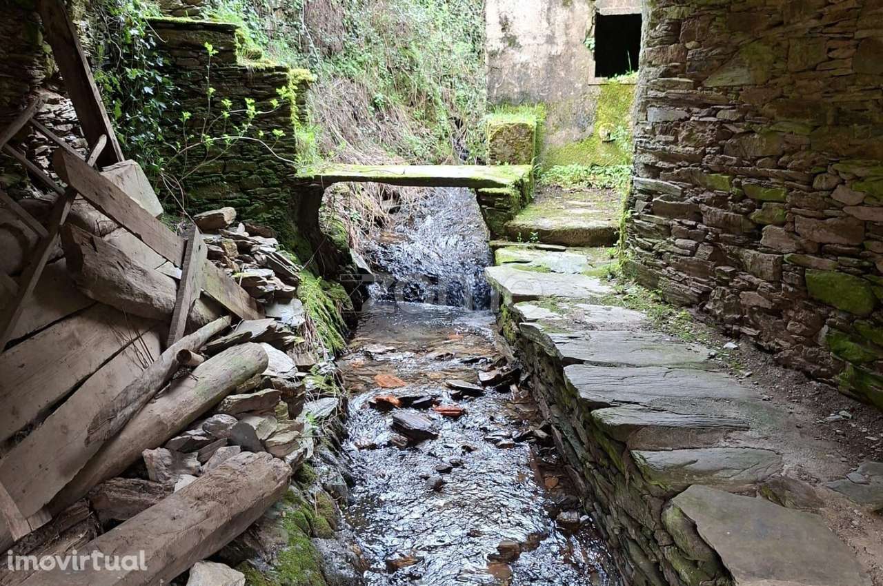 Moradia T3 mobilada na aldeia da TEIXEIRA - ARGANIL - Grande imagem: 2/25