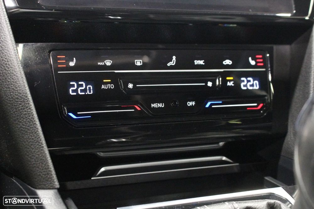 VW Arteon 2.0 TDI R-Line DSG - 37