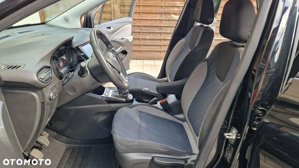 Opel Crossland X - 24